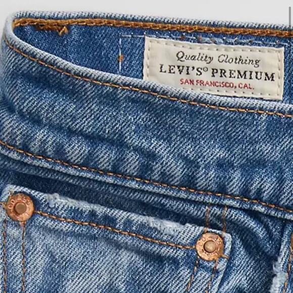 NWT Levi's Wedgie Straight High Rise Denim Jeans Size 26 Mid Blue Wash Mom Jeans - Picture 3 of 16